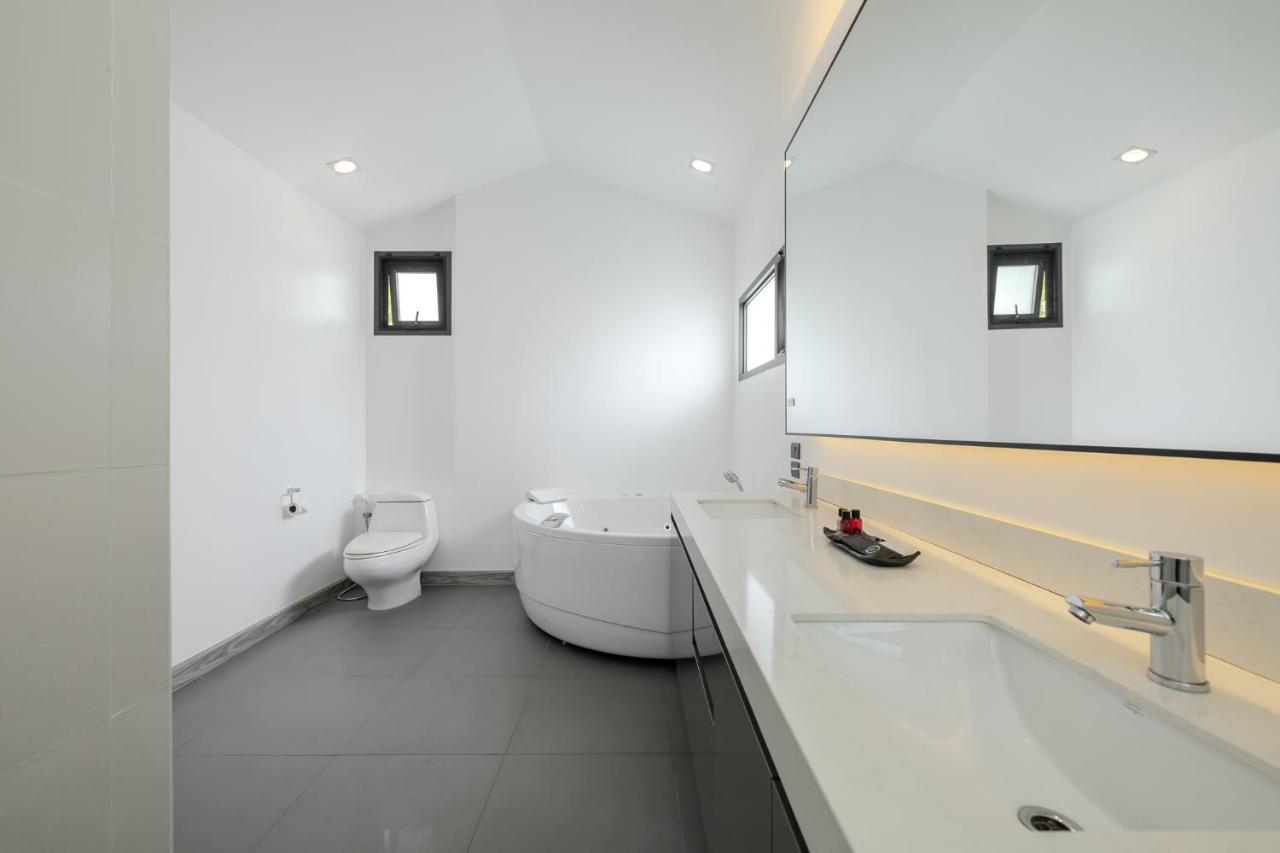 Thong Lo Modern Pool Villa In Center Of Bangkok - 4