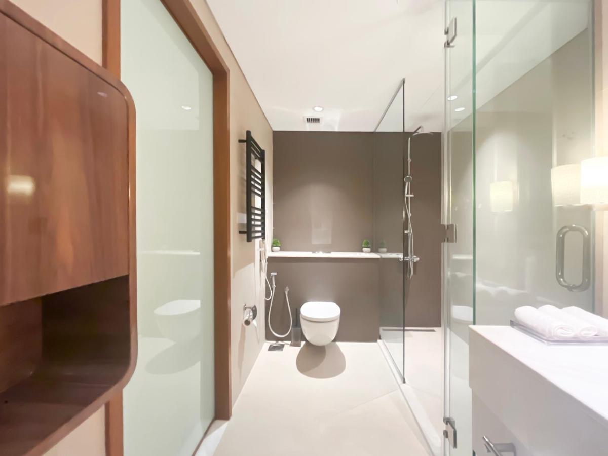 Luxurious 1 BR Apt Kempinski Central Avenue - 3