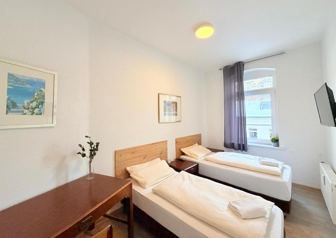 Linden Urban Apartment