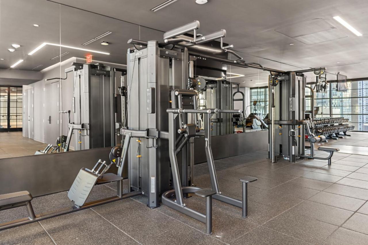 4612 High-Floor Studio w Skyline View and a 24-hour Gym in Downtown Miami - 5