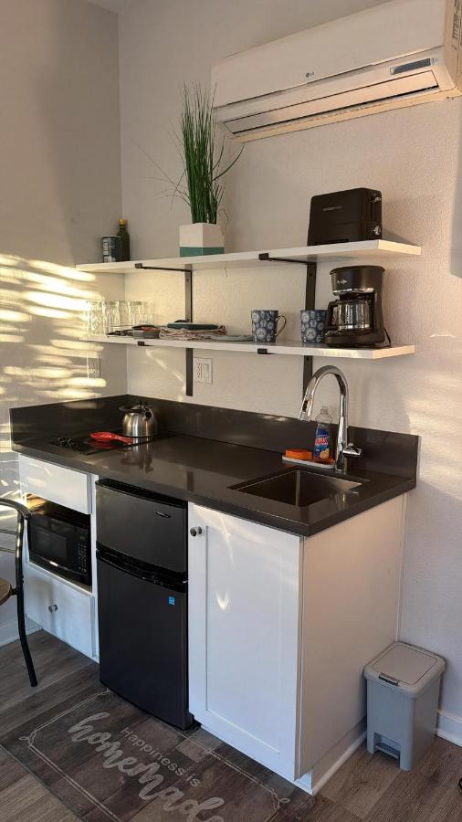 Studio Haven in the Heart of Hollywood - 3