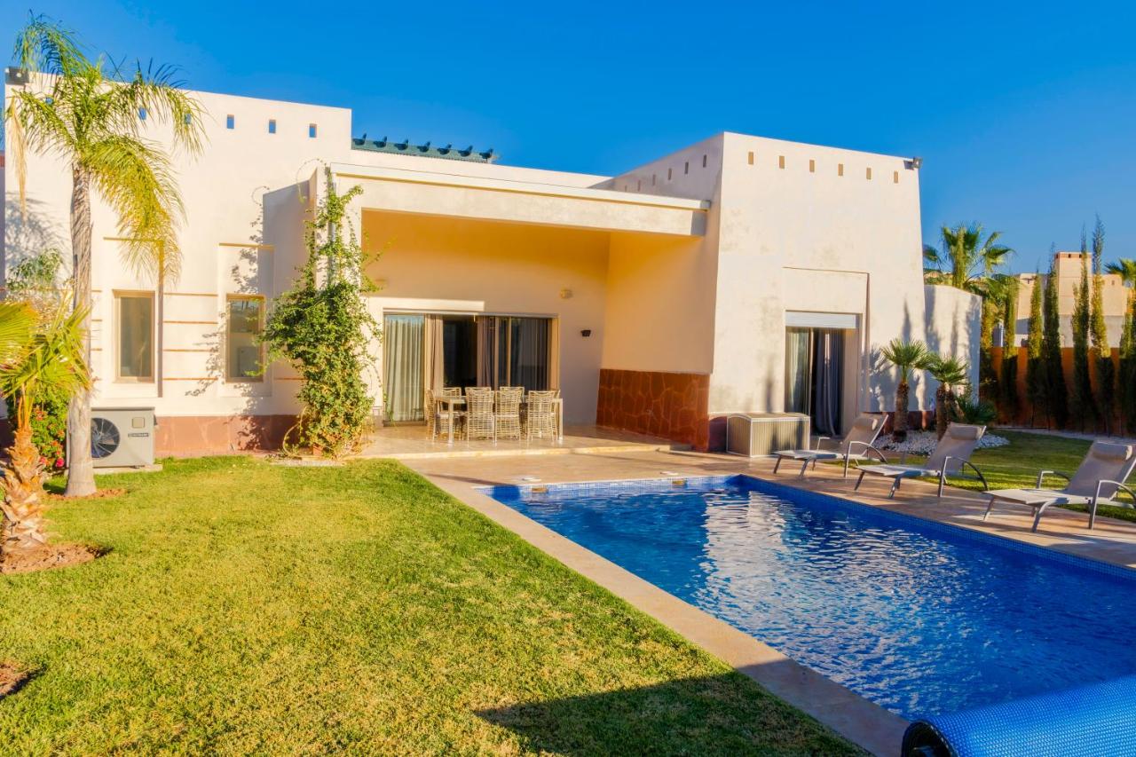 Heated Pool Villa - 3