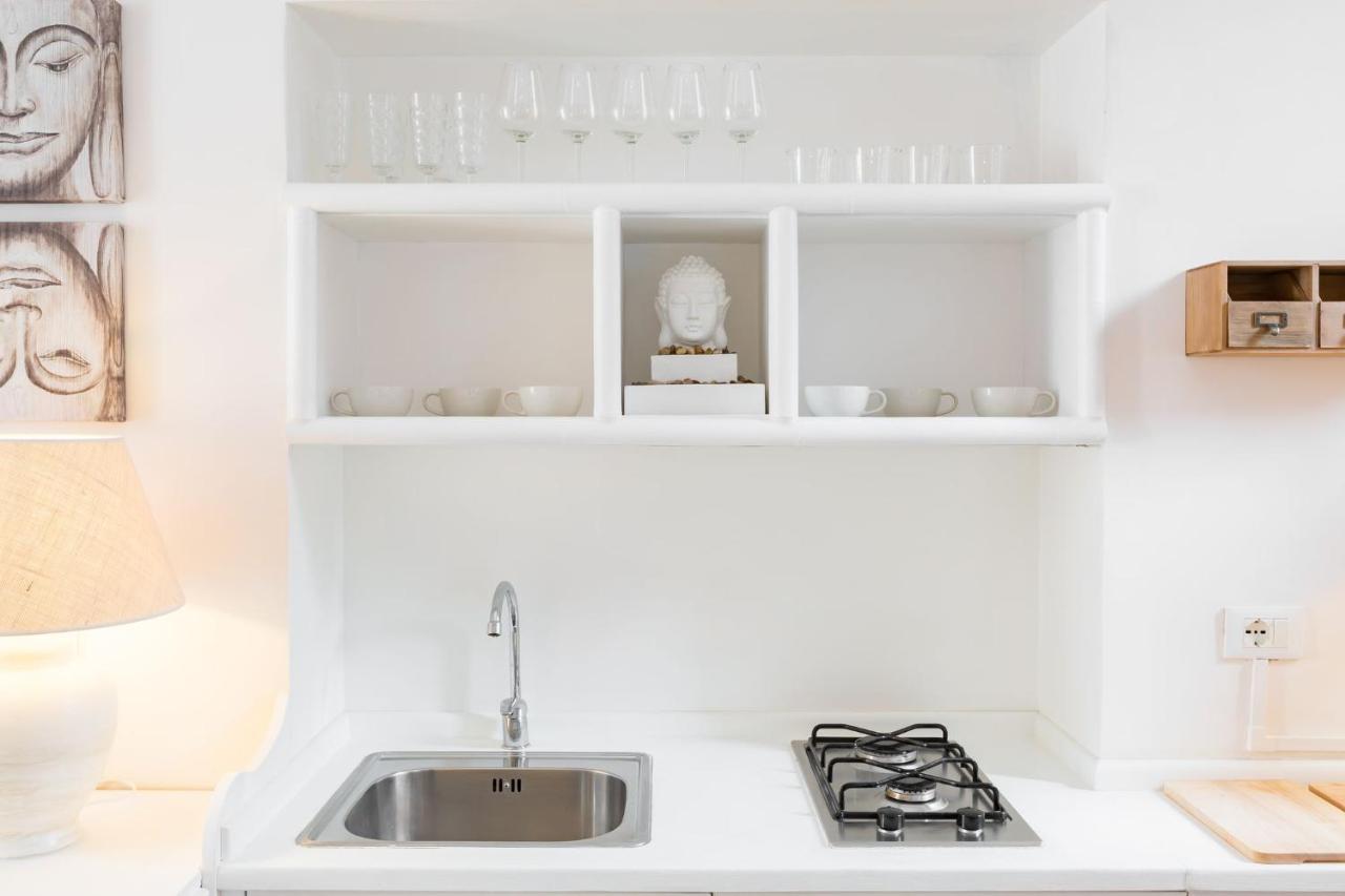 Charming Colosseo Apartment - 3