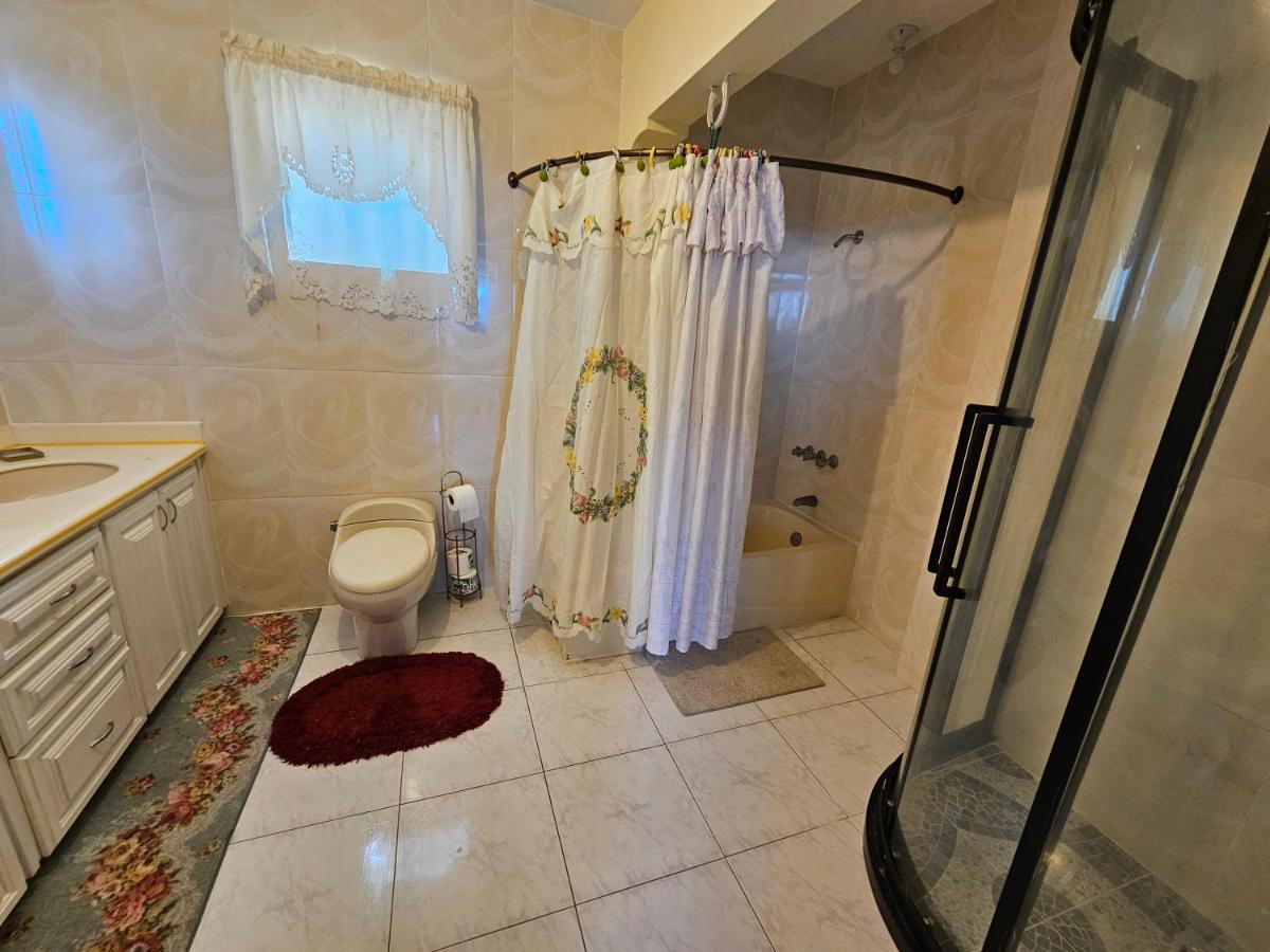 Quiet Escape Unity Hall - 3