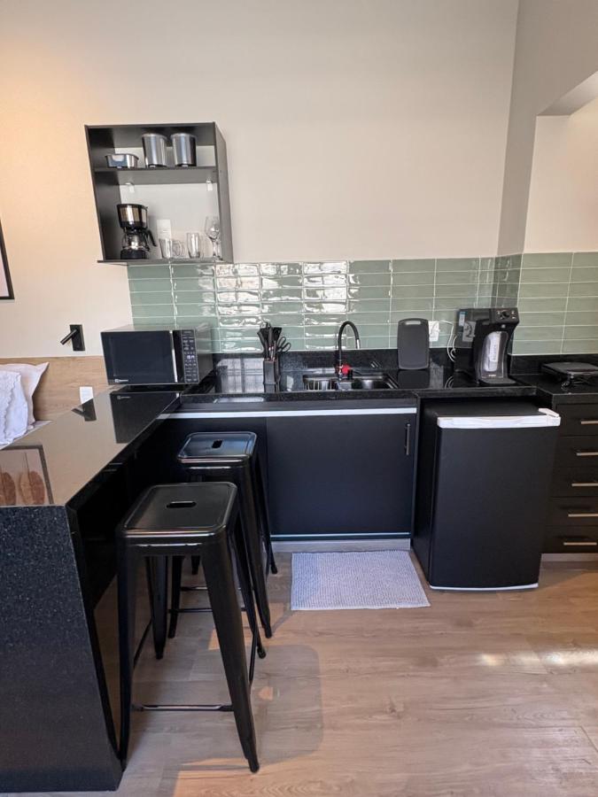 Modern Studio - Rua da passagem - 3