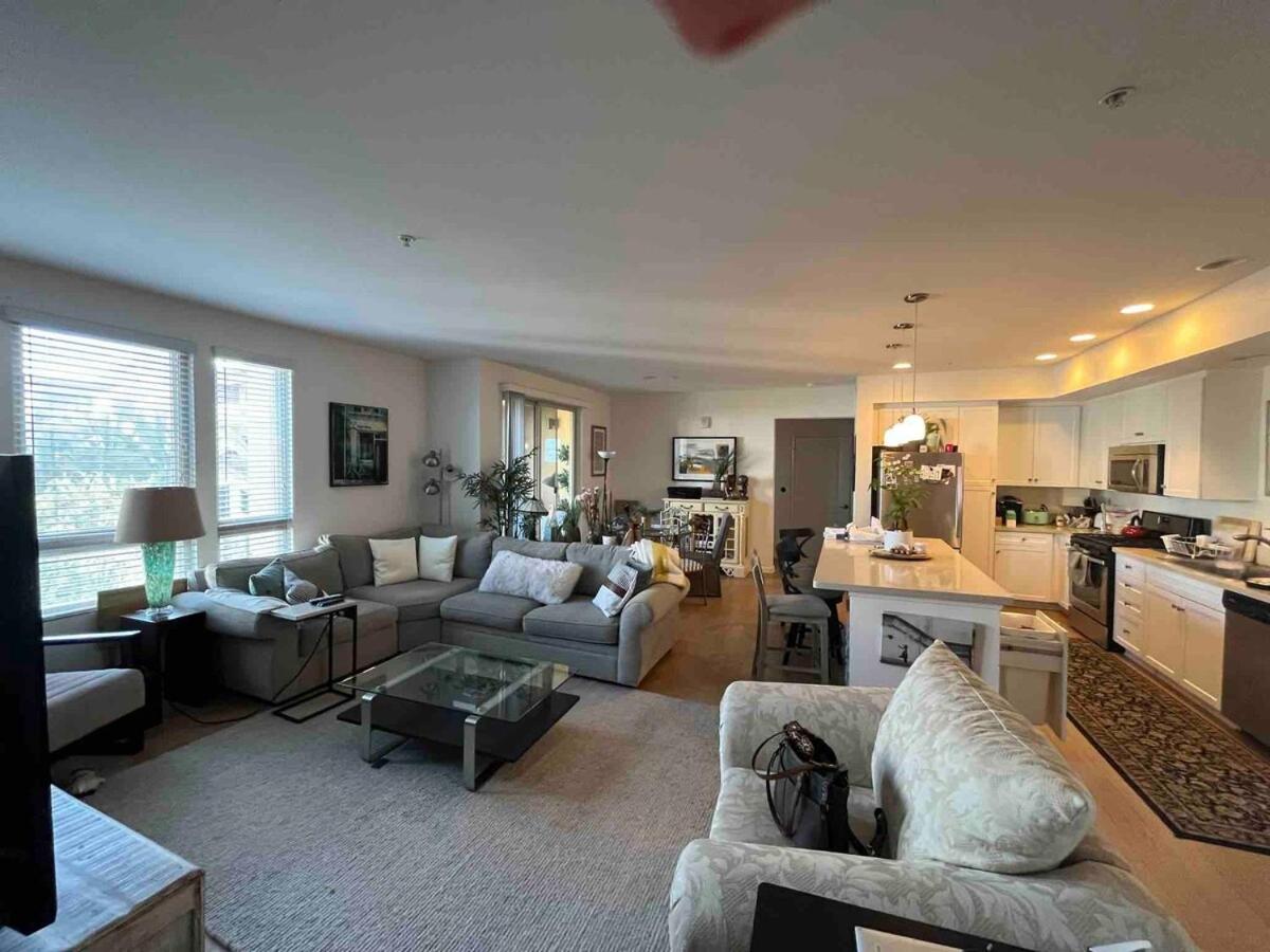 Sweet Beautiful 2 bedrooms home - 4