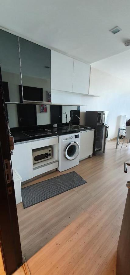 Sky Walk Condo Spacious 2BR Near BTS Phra Khanong - 2