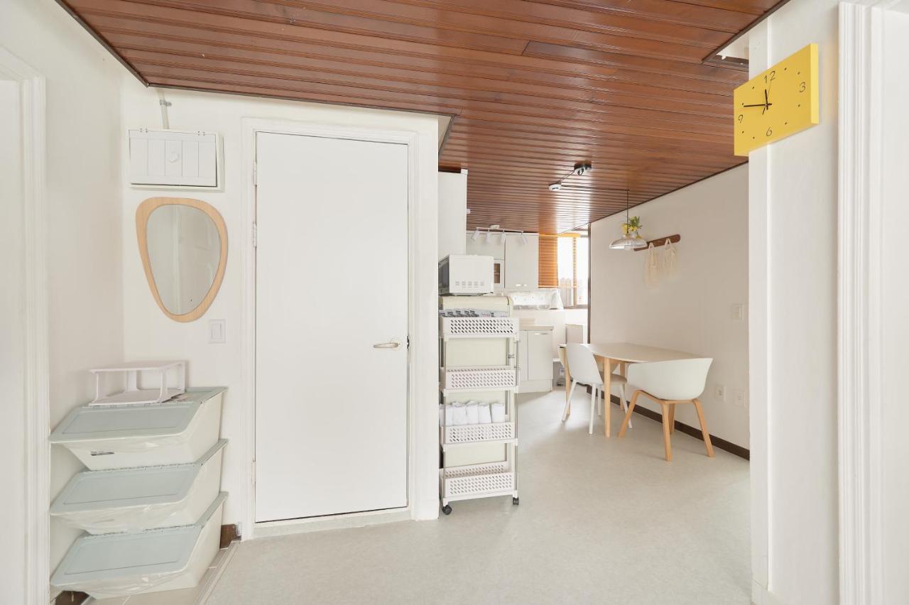 Seoul Han River Hongdae Hapjeong Stay - 3