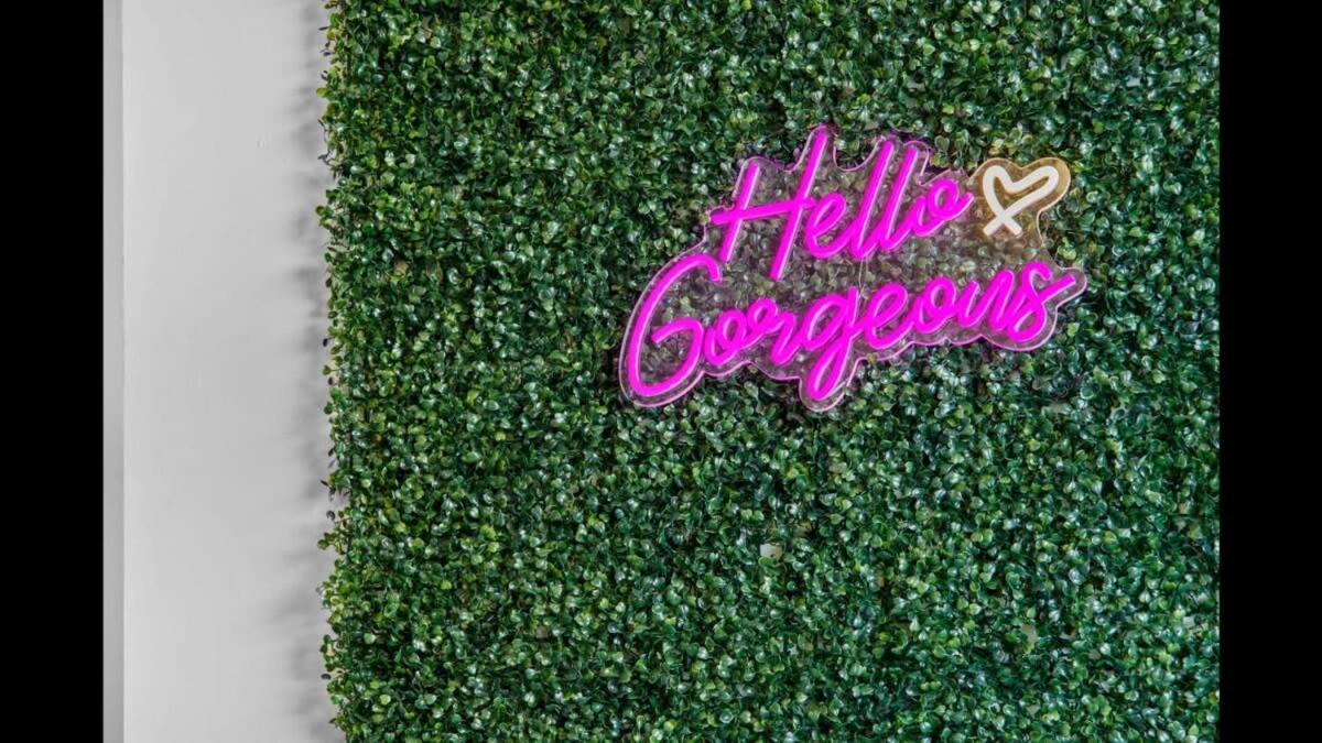 TWO CozySuites Music Row with parking - 2