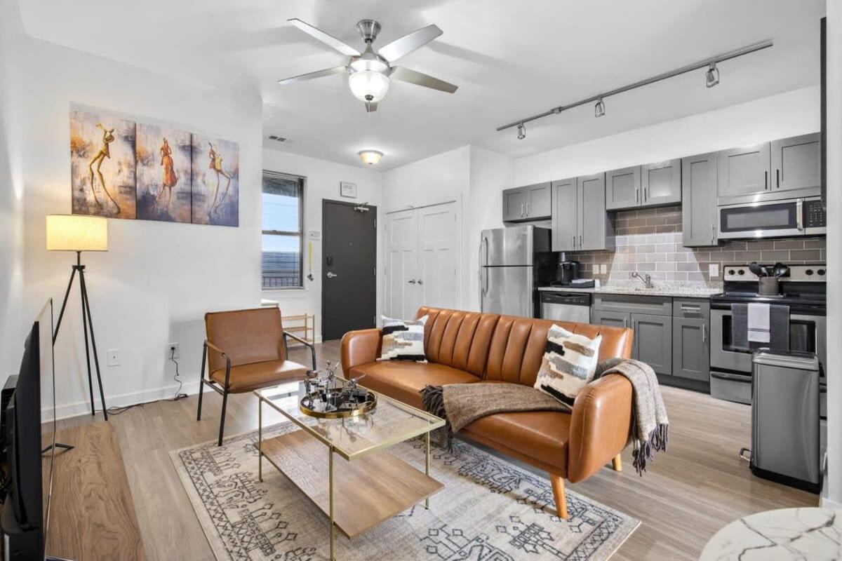 TWO CozySuites Music Row with parking - 3