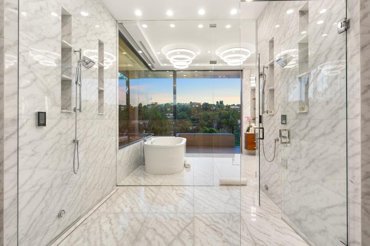 Ultra Luxury 5BR Beverly Hills Estate with Private Pool Spa and Canyon Views - 3