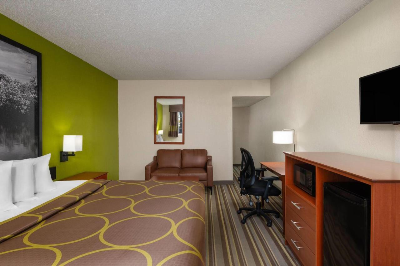Motel 8 — photo 7