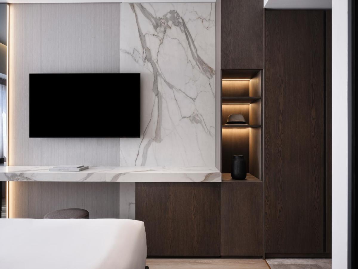 Nur Edge Aparthotel - Acropolis Skyline - 4