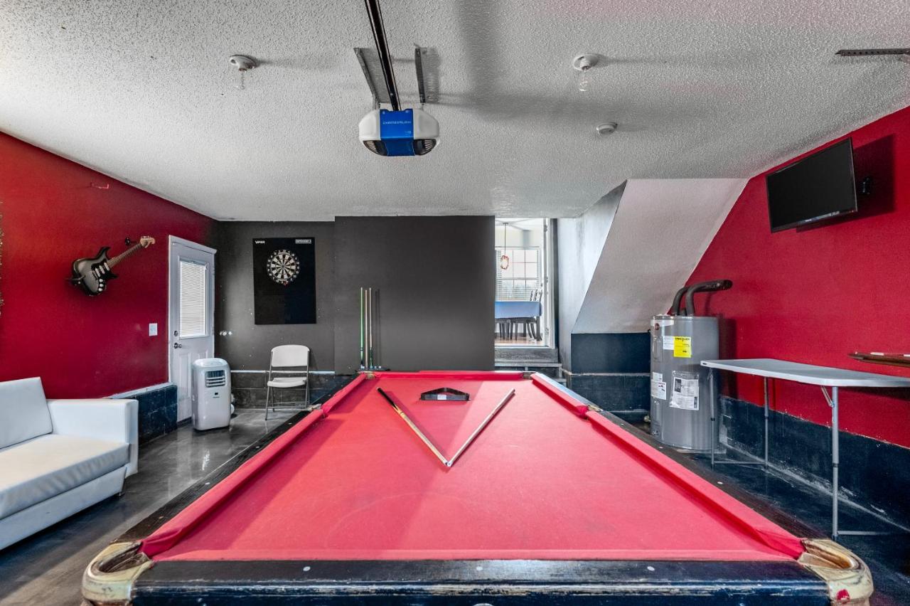 3BR Lakefront in Nashville with BBQ & Hot Tub - 2