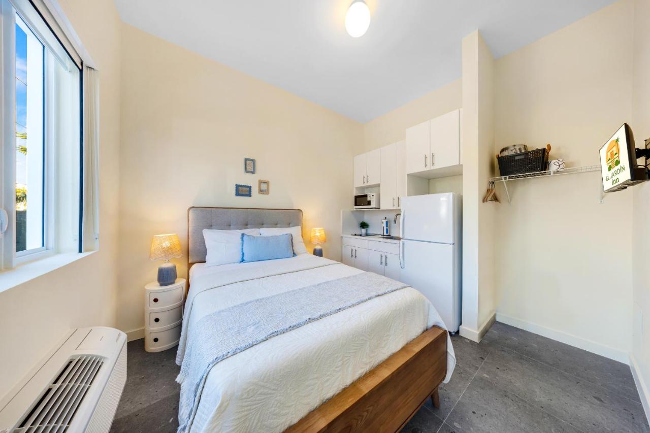 El Jardin by Renzzi - 3