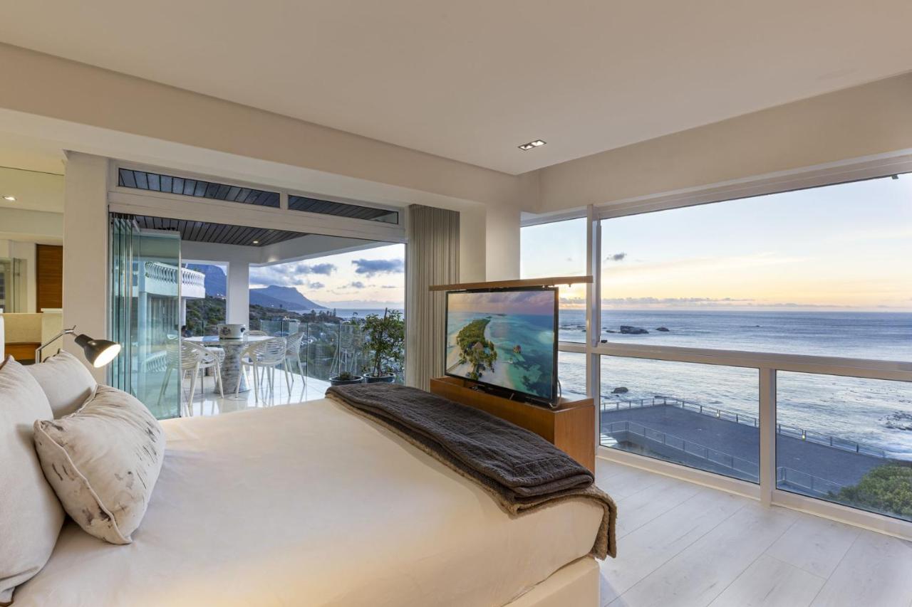 Clifton YOLO Spaces - Clifton Beachfront Penthouse - 4