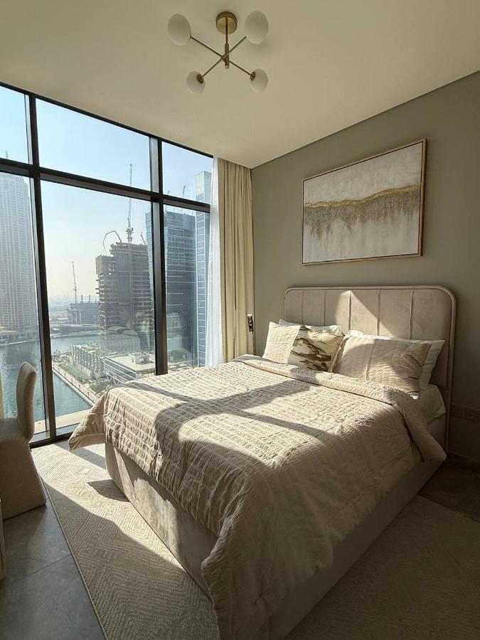 Luxurious view of the Business Bay canal, 2 beds - 2