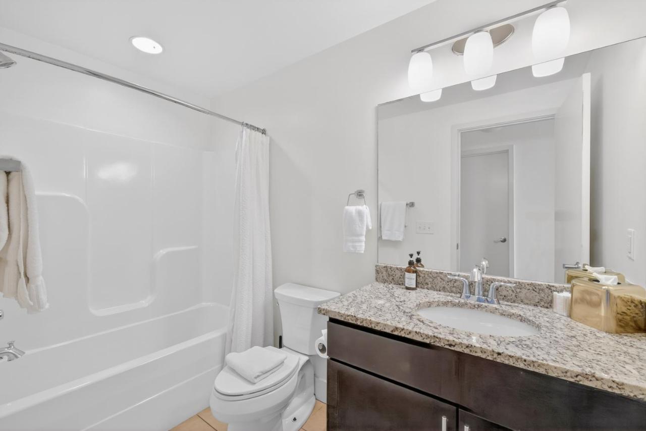 Heart of 12 South, balcony , Park FREE - #8 - 4