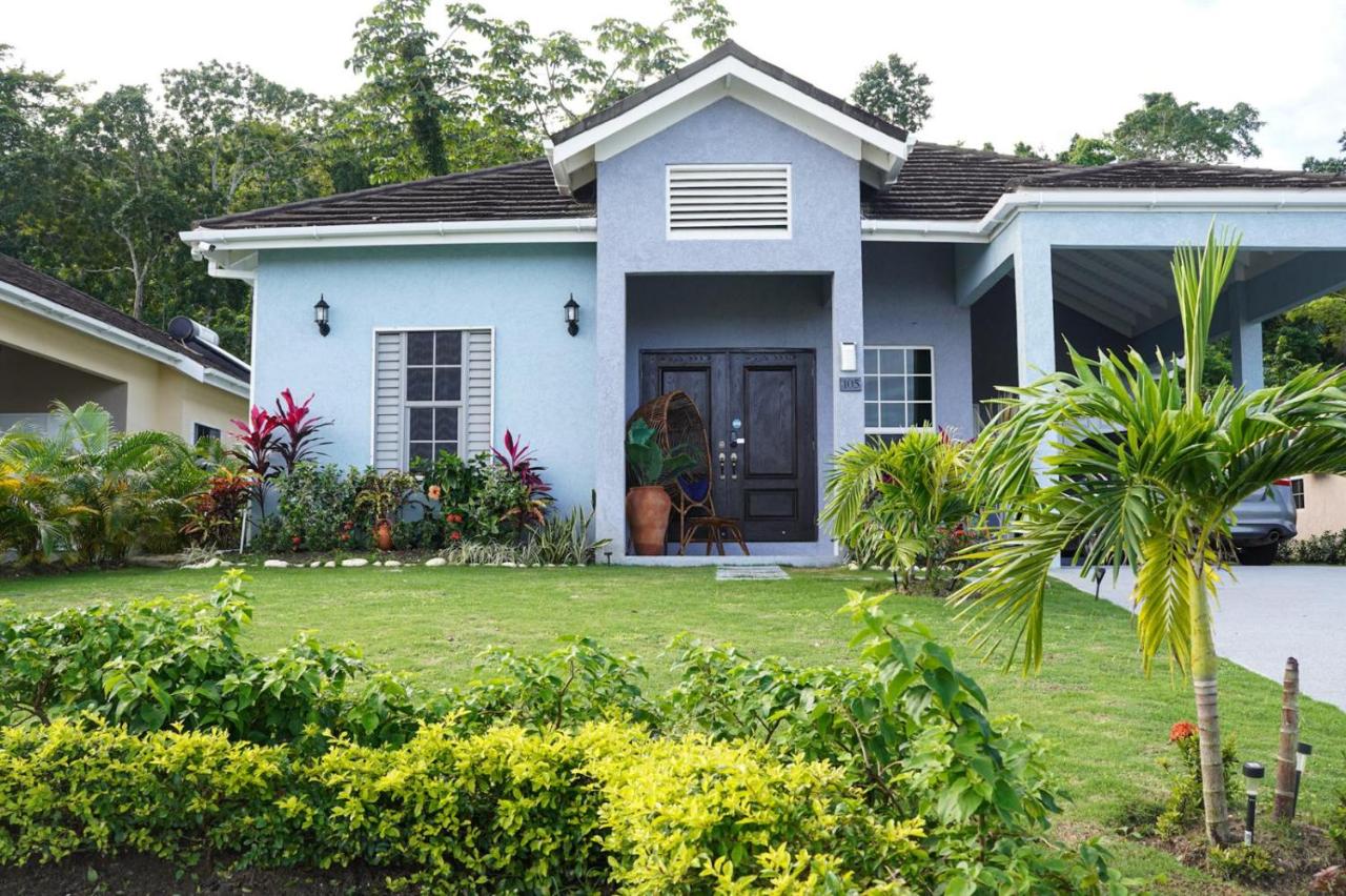 Escapehaven Villa, Peaceful Stay Near Ocho Rios Beaches - 2