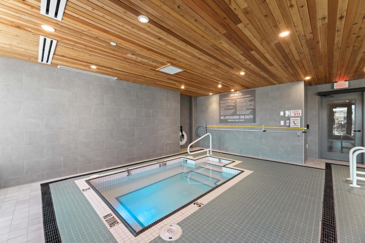 Sandman Signature Dallas Las Colinas Hotel & Suites — photo 9