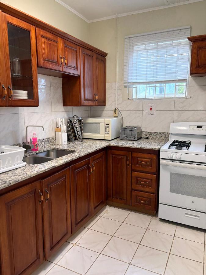 Patch&Porch Cottage - 5