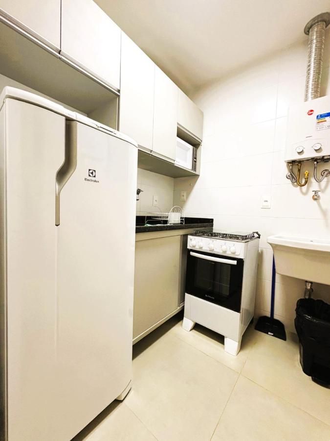 Apartamento com Dois Quartos na Orla de Copacabana - 4