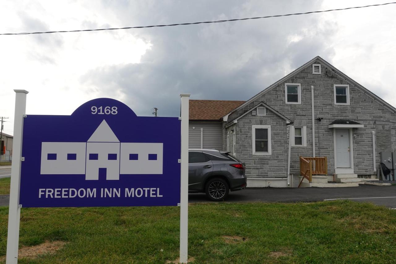 Colonial Penn Motel — photo 7