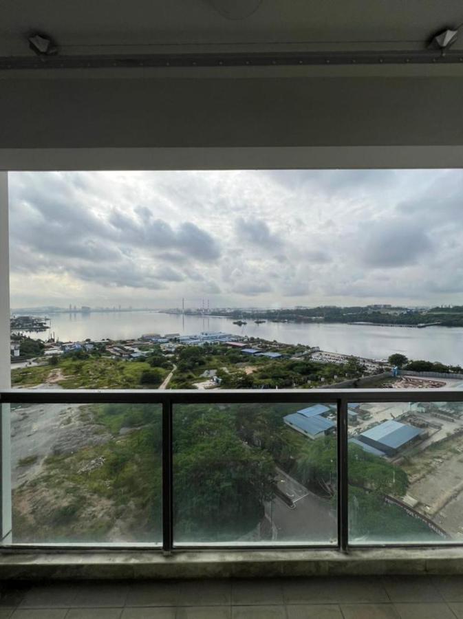 CIQ R&F Princess Cove 3Room - 5