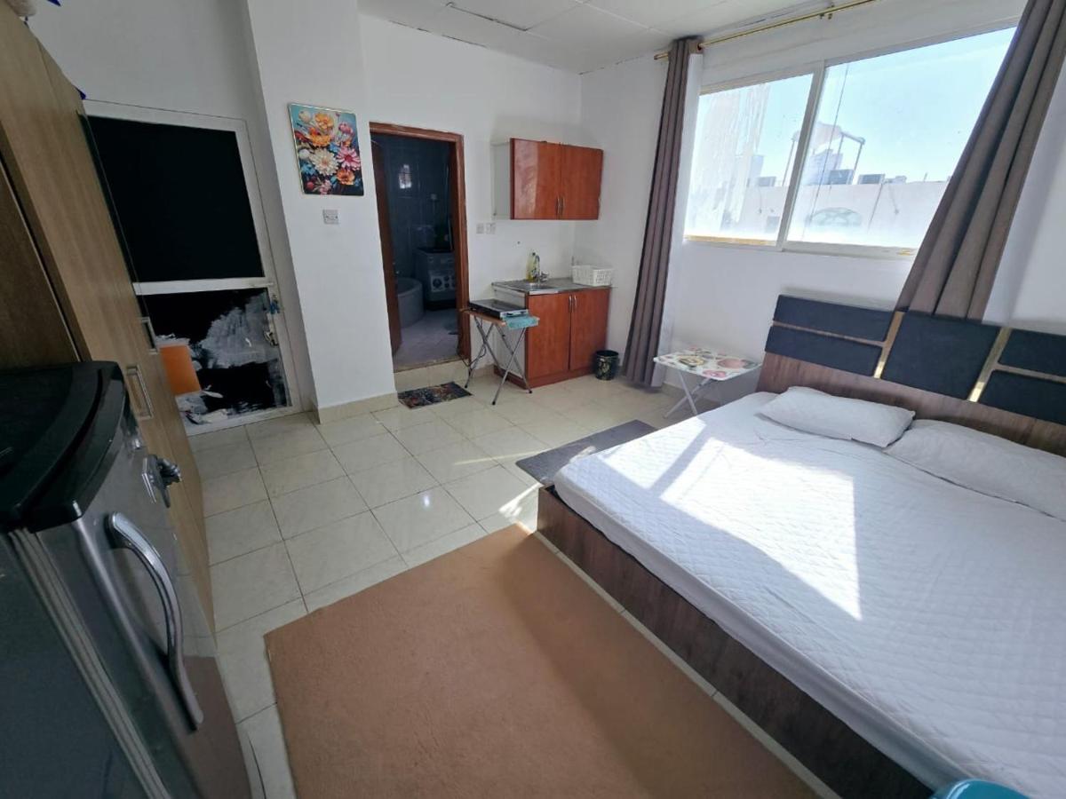 Furnished studio - 4