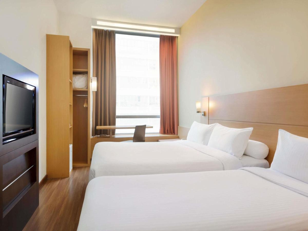 Ibis Singapore Novena - 4