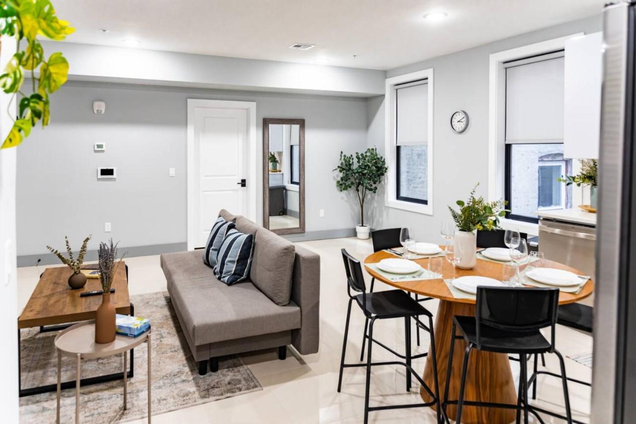 City Life-2 Bedrooms-Free Indoor Parking-20minNYC - 4