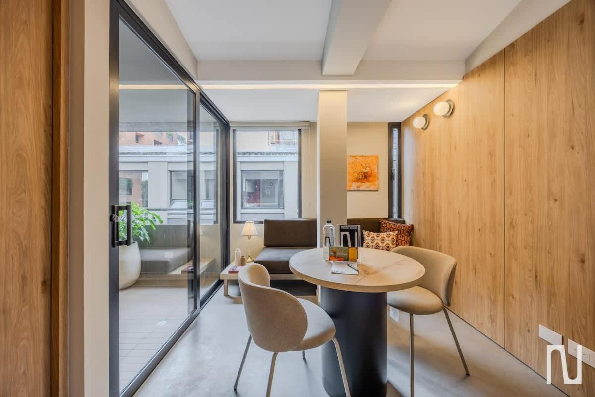 NOK Elegant 2BR Flat with Terrace in Zona Rosa - 3