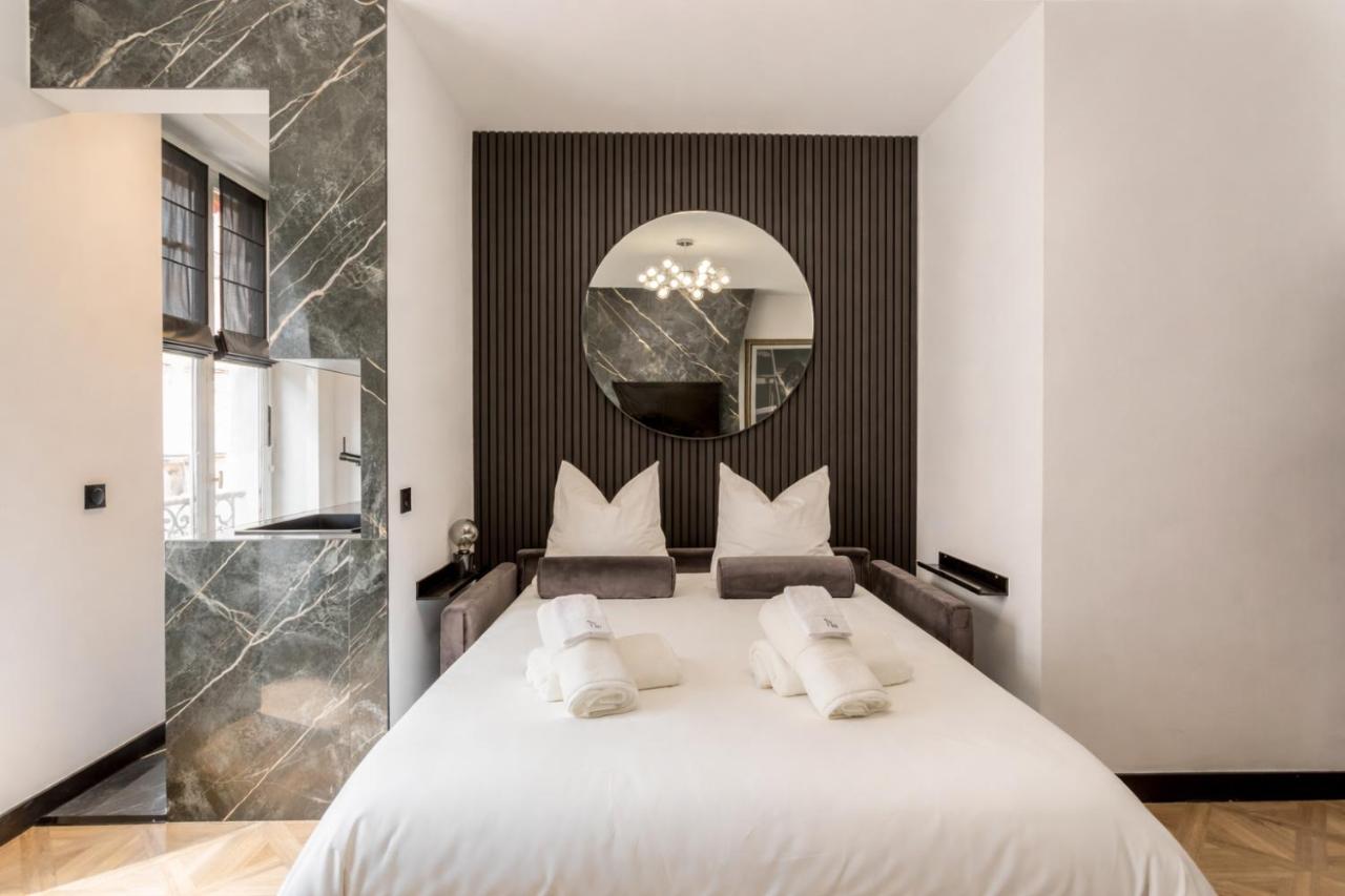 C3 Charming Getaway in 7th, Steps from Eiffel Tower - 5