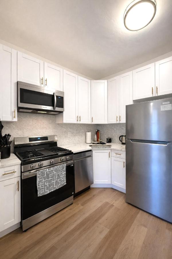 Luxury Hoboken Getaway - 15 Minutes To NYC - Walk To Transit - Great Location - 4