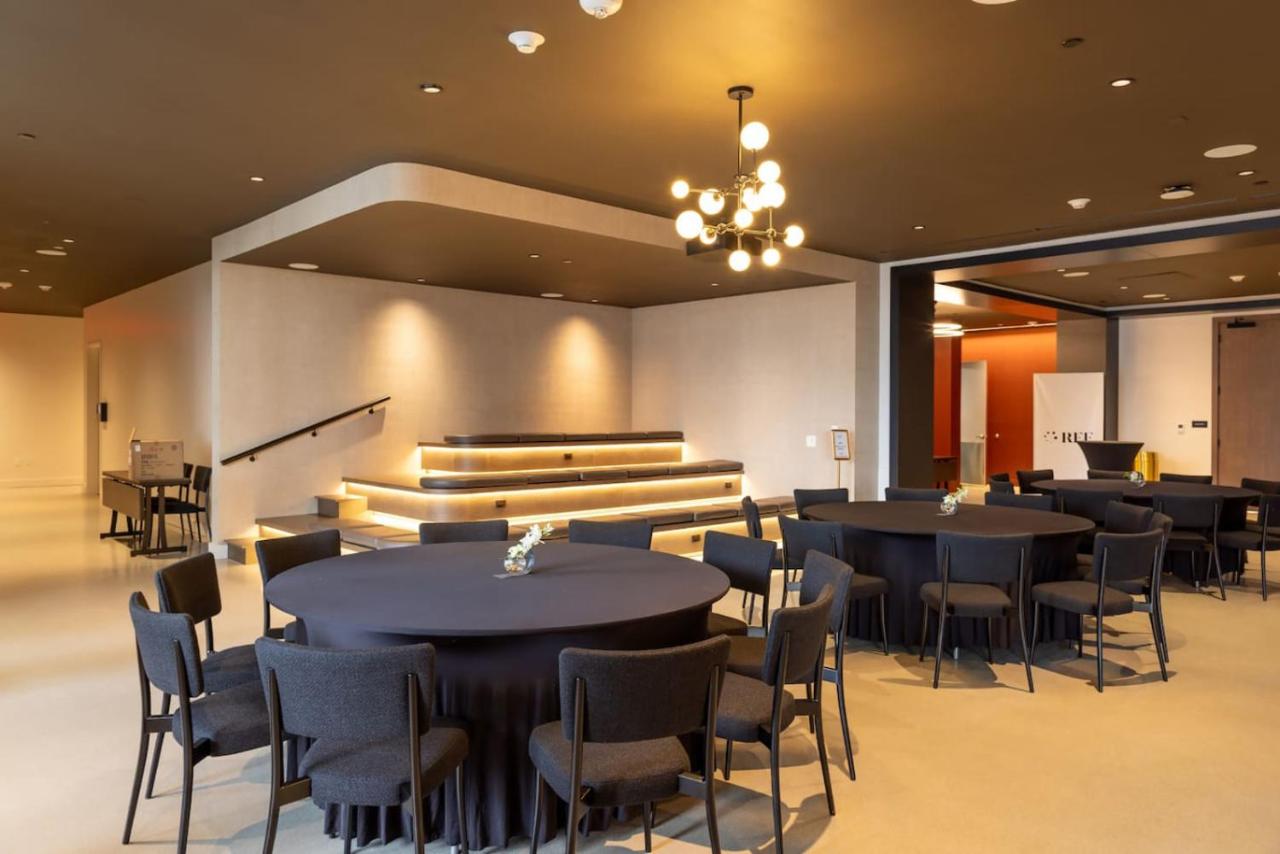 2907 Modern Apartment in Downtown Miami with Pool and Gym