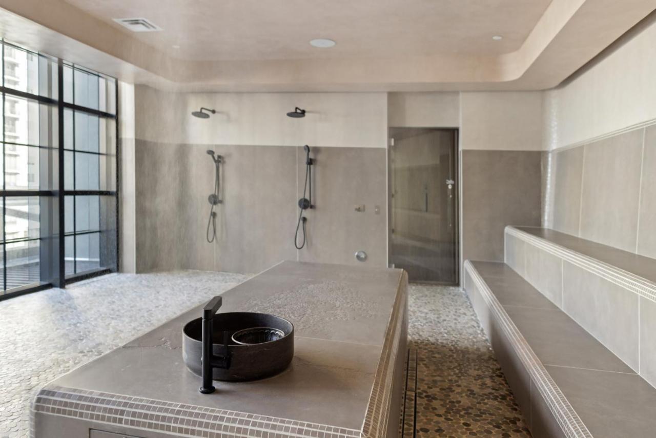 2907 Modern Apartment in Downtown Miami with Pool and Gym - 3