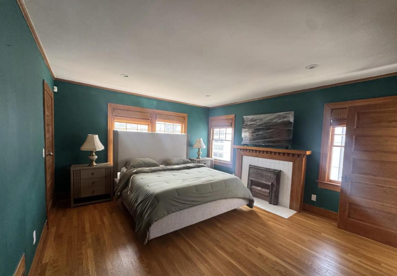 Hollywood Heritage Villa - 2