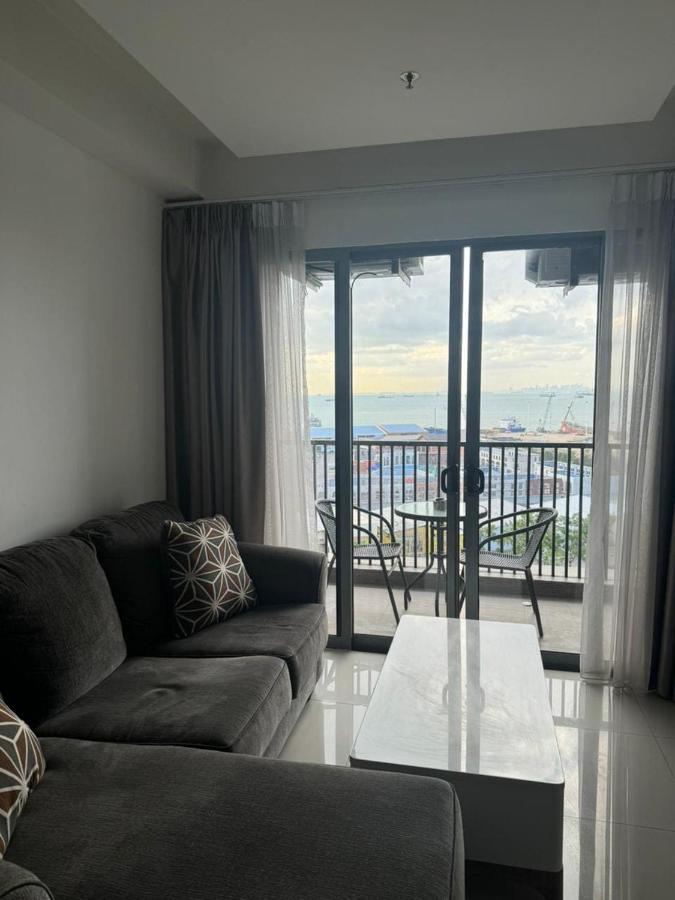 HarbourBay Residence - 2BR 1 Toilet