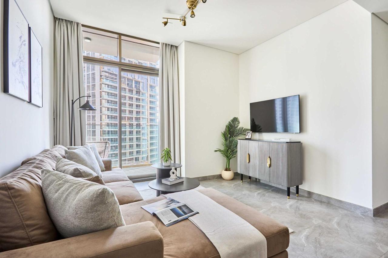 Frank Porter - Peninsula One - 3