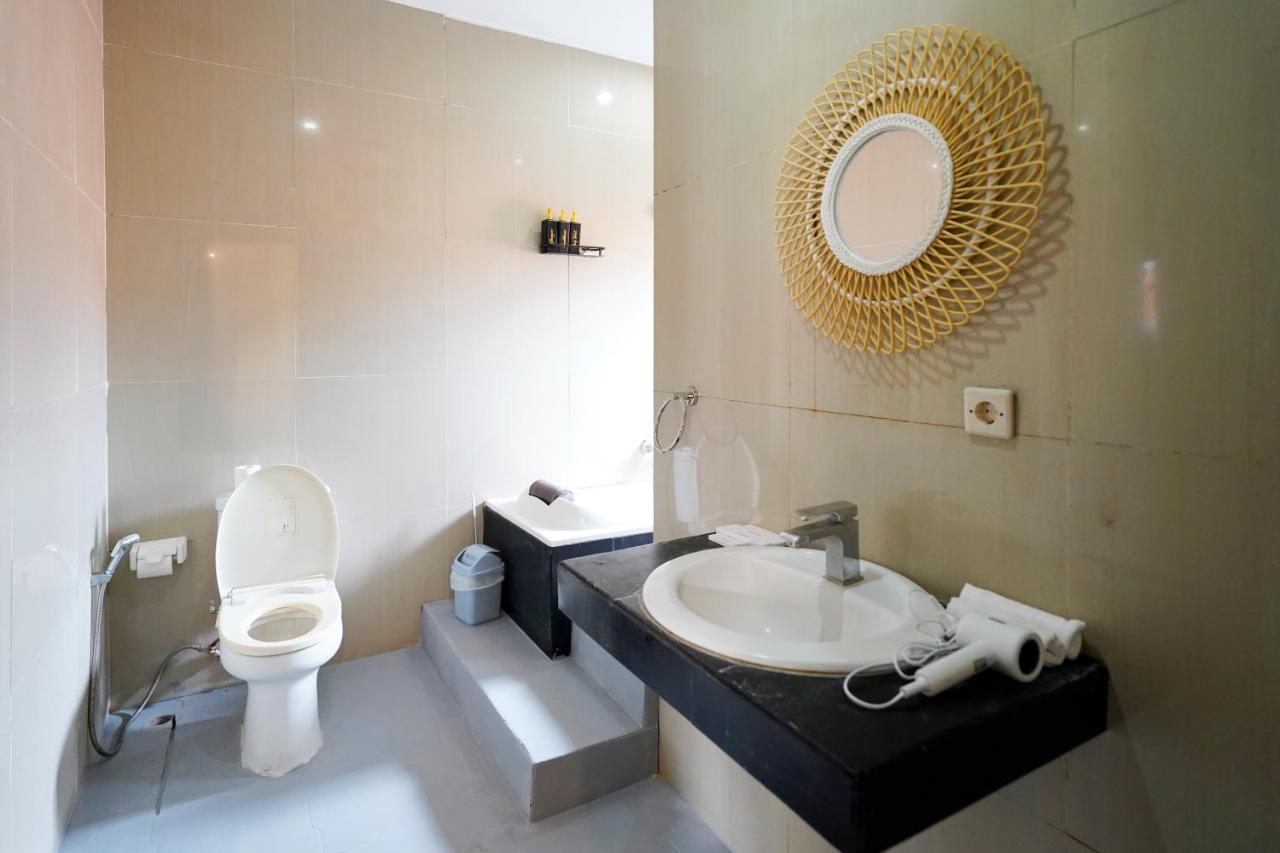 6 BR Pool Twin Villa in West Sanur - 3