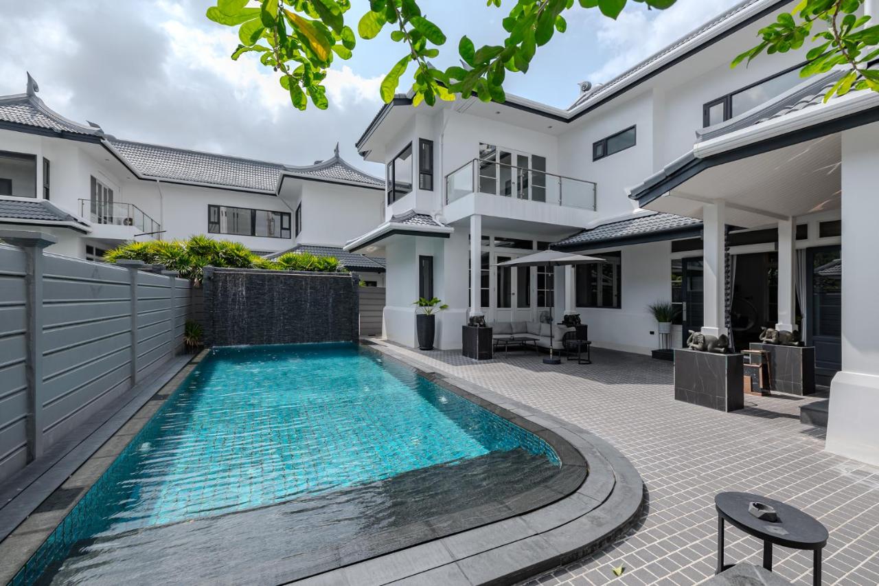 Thong Lo Luxury Pool Villa In Center Of Bangkok