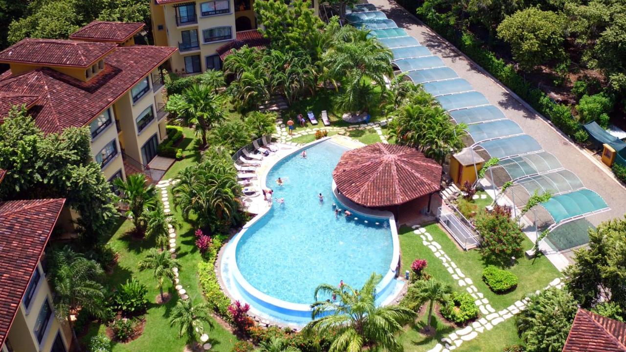 The Oaks Tamarindo Pool Front Condominiums fast wifi photo