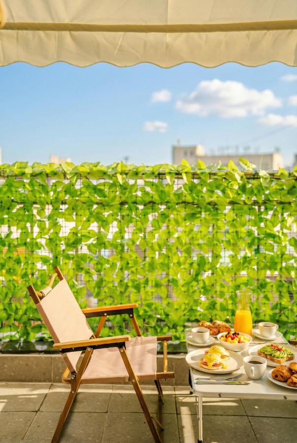 2 minutes walk from Sangsu Station Private terrace & Seoul night view Recommended for long-term stays