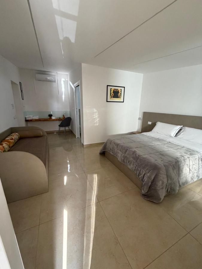 Luxury Room Home Serpico