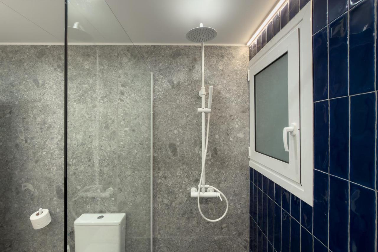 Ella's Athenian Home - 3