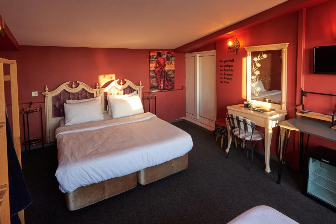 Galata Comfortable 12 Suits - 2