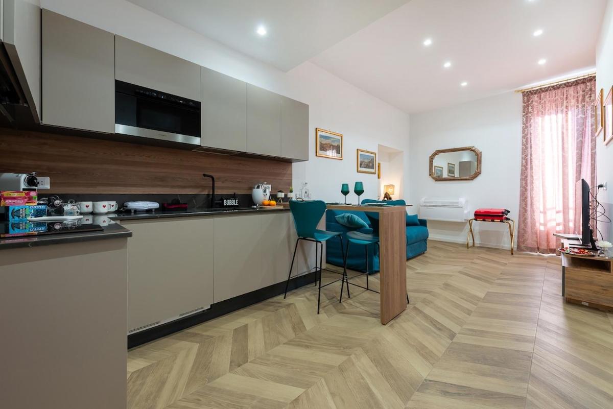 Vatican's Lion Suite - 4