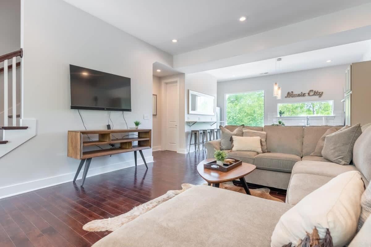 The Taylor Martin by Stay Local Nashville - 3