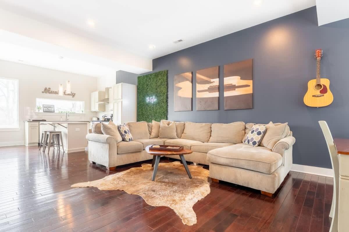 The Taylor Martin by Stay Local Nashville - 4