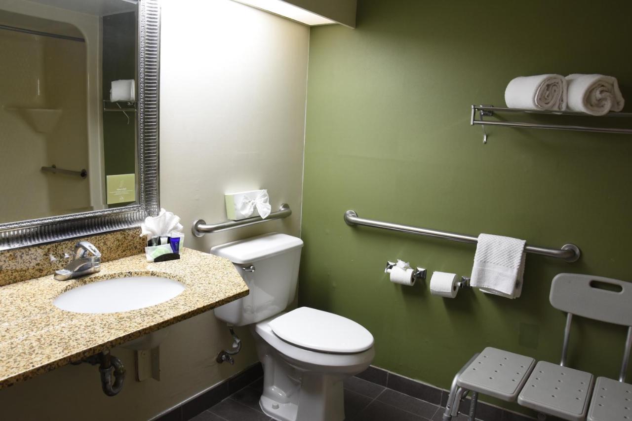 Sky Harbor Airport Inn — photo 17